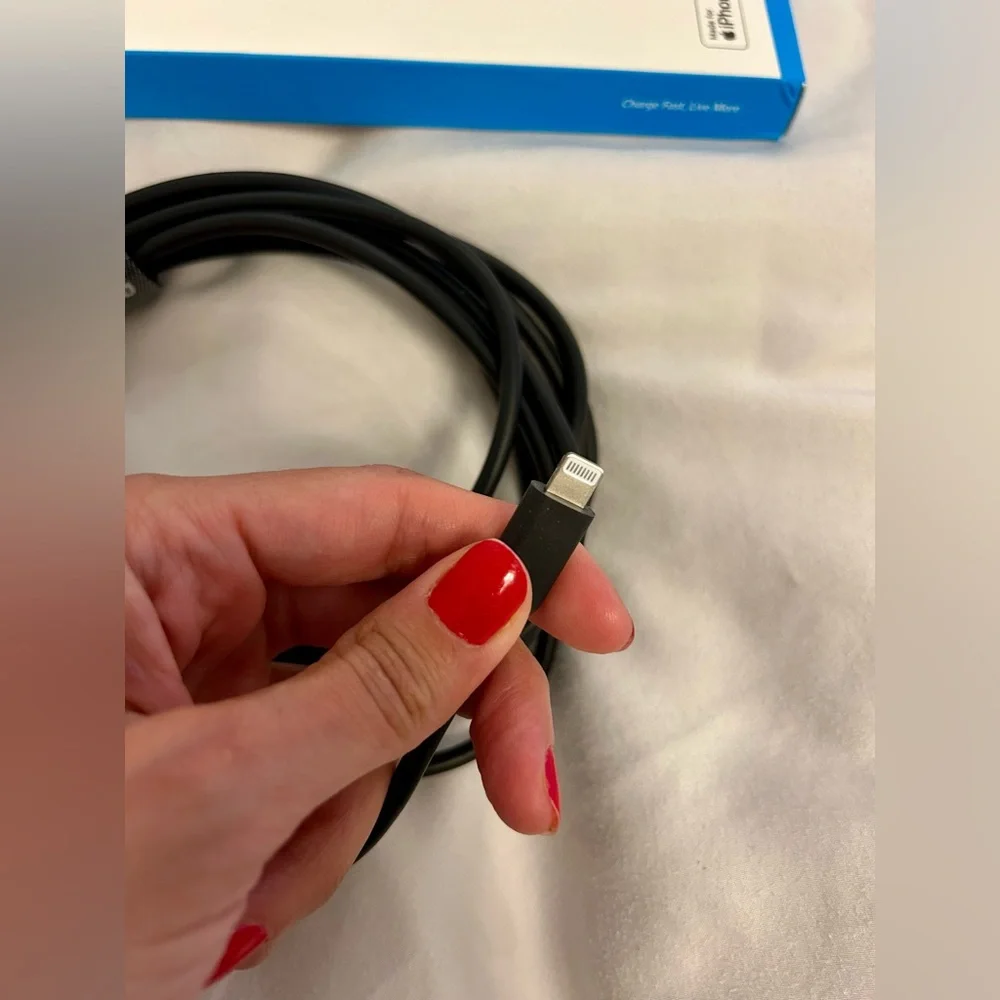 NWOT Anker PowerLine II Black USB-C with Lightning Connector (10ft)